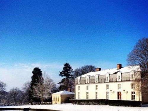 Domaine De Montchevreuil Hotel Fresneaux-Montchevreuil Exterior foto